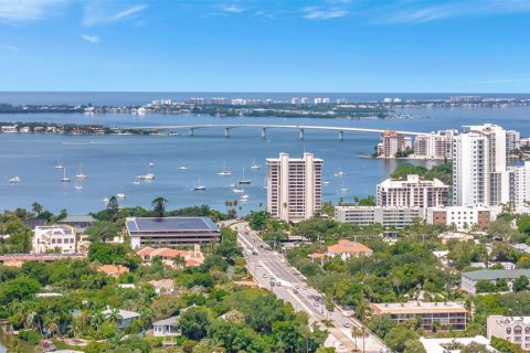 Condo in Sarasota, Florida, 2 bedrooms  № 1734818 - photo 4