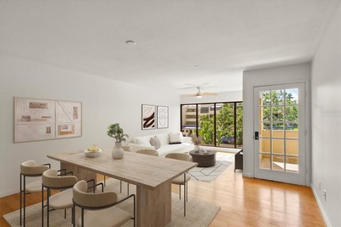 Condo in Sarasota, Florida, 2 bedrooms  № 1734818 - photo 9