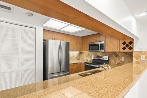Condo in Sarasota, Florida, 2 bedrooms  № 1734818 - photo 22