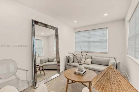 Appartement à louer à Miami, Floride: 2 chambres, 191.38 m2 № 2001082 - photo 7