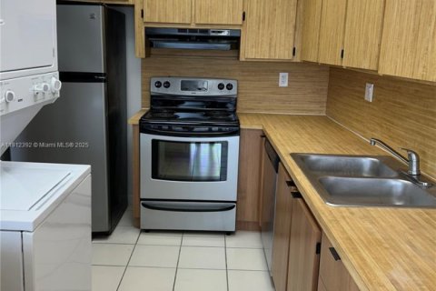 Купить кондоминиум в Майами, Флорида 2 спальни, 108.7м2, № 1968542 - фото 8