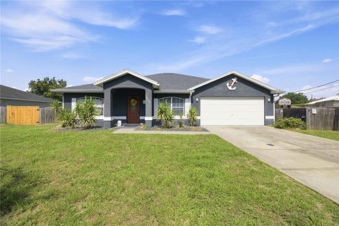 Villa ou maison à Belleview, Floride 4 chambres, 167.32 m2 № 2157695