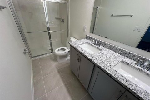 Townhouse in Davenport, Florida 3 bedrooms, 156.73 sq.m. № 2110972 - photo 7