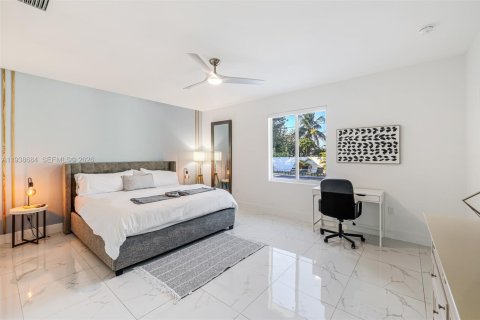 Villa ou maison à vendre à Cutler Bay, Floride: 5 chambres, 208.66 m2 № 1996058 - photo 21