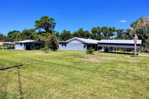 Villa ou maison à vendre à Lake Panasoffkee, Floride: 4 chambres, 123.47 m2 № 2310359 - photo 6