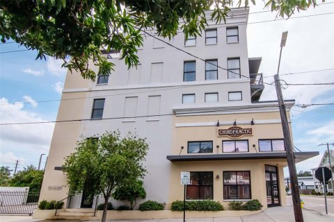 Copropriété à louer à Tampa, Floride: 2 chambres, 129.04 m2 № 1821155 - photo 3
