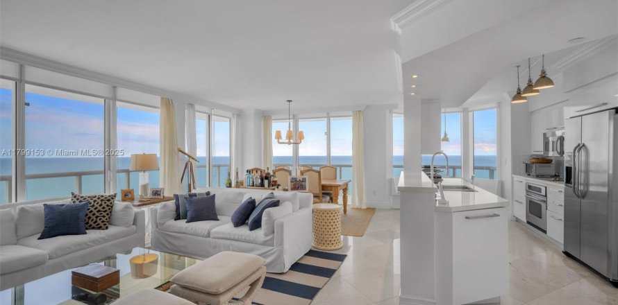 Appartement à Miami Beach, Floride 3 chambres, 163.6 m2 № 1861894