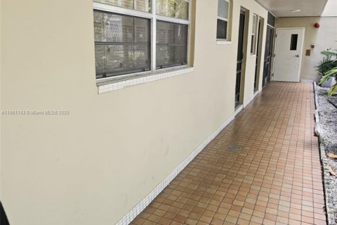 Condo à Miami, Floride, 2 chambres  № 2013127