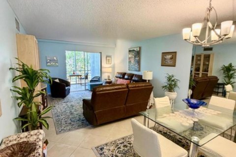 Condo in Boynton Beach, Florida, 2 bedrooms  № 2392619