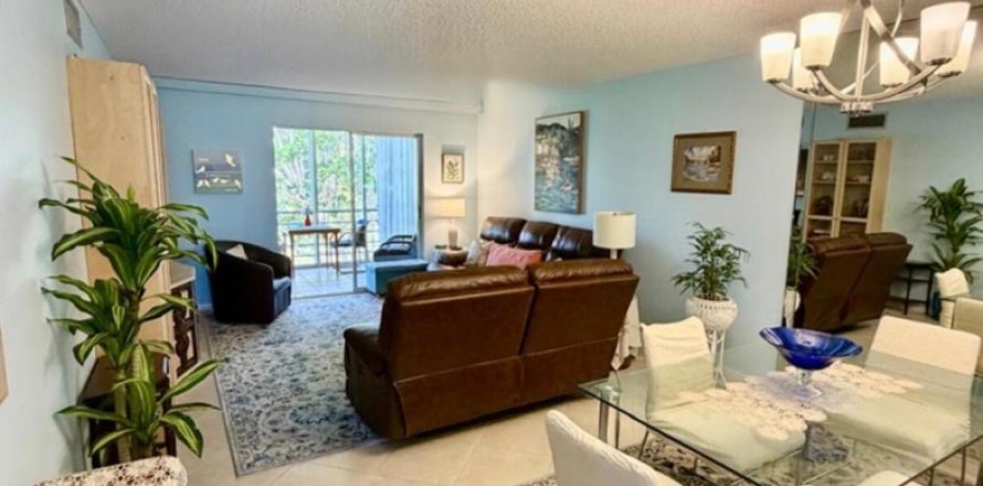 Condo in Boynton Beach, Florida, 2 bedrooms  № 2392619