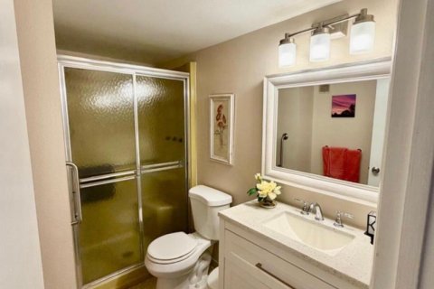 Condo in Boynton Beach, Florida, 2 bedrooms  № 2392619 - photo 8