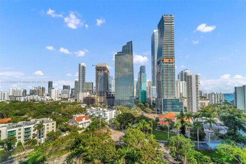 Condominio en venta en Miami, Florida, 1 dormitorio, 96.8 m2 № 1860248 - foto 18