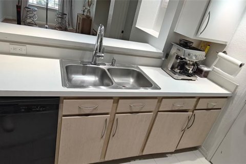Condominio en venta en Orlando, Florida, 1 dormitorio, 62.99 m2 № 2234378 - foto 7