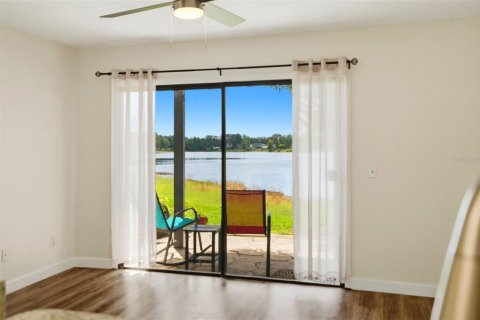 Touwnhouse à vendre à Tampa, Floride: 2 chambres, 104.05 m2 № 2380895 - photo 14