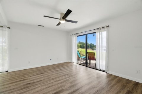 Touwnhouse à vendre à Tampa, Floride: 2 chambres, 104.05 m2 № 2380895 - photo 13