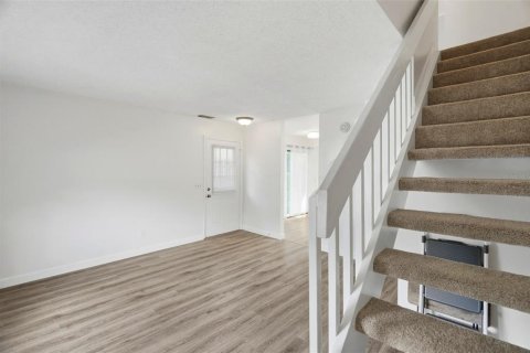 Touwnhouse à vendre à Tampa, Floride: 2 chambres, 104.05 m2 № 2380895 - photo 6