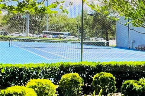Condo in Tampa, Florida, 2 bedrooms  № 1564059 - photo 21