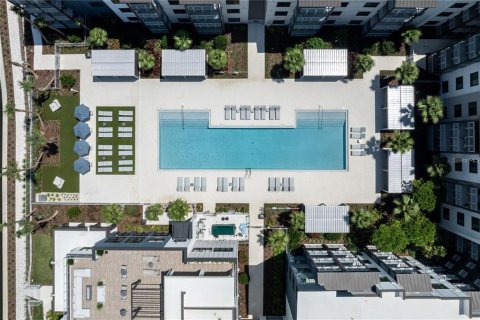 Townhouse in Tampa, Florida 3 bedrooms, 140.28 sq.m. № 2225853 - photo 9