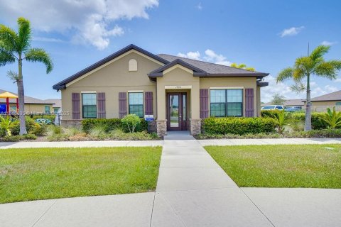 House in St. Lucie, Florida 4 bedrooms, 168.34 sq.m. № 1768894 - photo 26