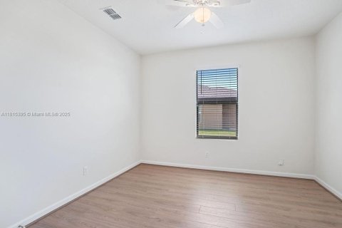 House in St. Lucie, Florida 4 bedrooms, 168.34 sq.m. № 1768894 - photo 17