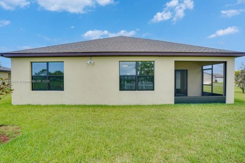 House in St. Lucie, Florida 4 bedrooms, 168.34 sq.m. № 1768894 - photo 20