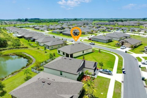 House in St. Lucie, Florida 4 bedrooms, 168.34 sq.m. № 1768894 - photo 29