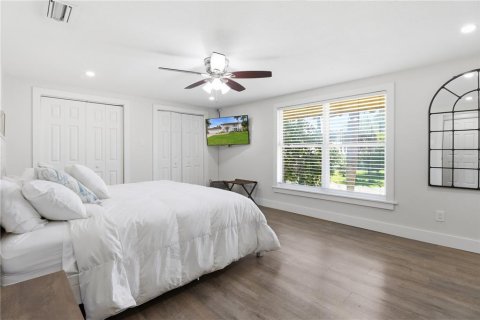 House in Crystal River, Florida 3 bedrooms, 212.47 sq.m. № 2091590 - photo 23