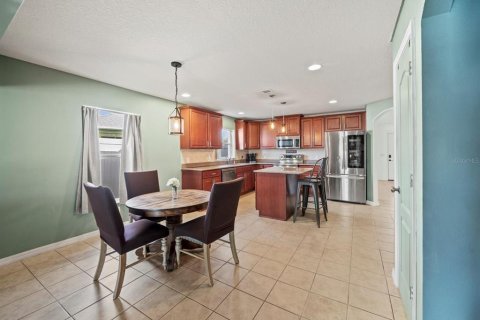 House in Lakeland, Florida 4 bedrooms, 231.51 sq.m. № 1808936 - photo 13