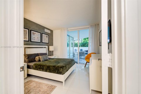 Condominio en alquiler en Sunny Isles Beach, Florida, 4 dormitorios, 162.21 m2 № 2060134 - foto 15