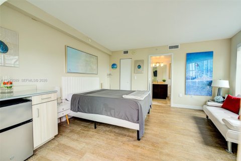 Condominio en alquiler en Sunny Isles Beach, Florida, 4 dormitorios, 162.21 m2 № 2060134 - foto 19