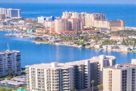 Condo in Clearwater, Florida, 2 bedrooms  № 1907463 - photo 2