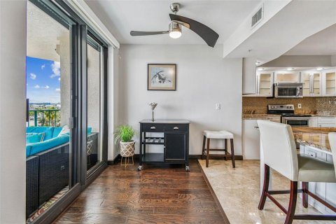 Condo in Clearwater, Florida, 2 bedrooms  № 1907463 - photo 24