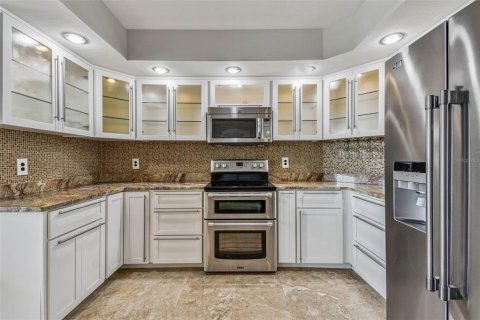 Condo in Clearwater, Florida, 2 bedrooms  № 1907463 - photo 21