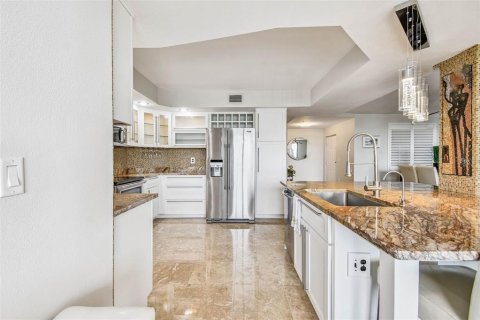 Condo in Clearwater, Florida, 2 bedrooms  № 1907463 - photo 23
