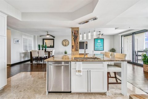 Condo in Clearwater, Florida, 2 bedrooms  № 1907463 - photo 20