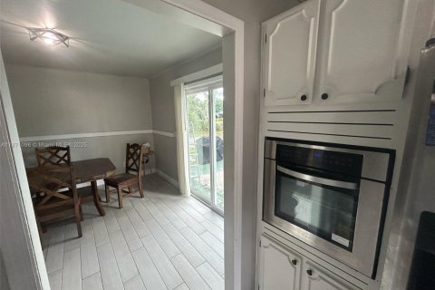 Villa ou maison à louer à Lake Placid, Floride: 3 chambres, 107.86 m2 № 1895706 - photo 6