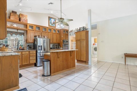 House in Melbourne, Florida 3 bedrooms, 231.51 sq.m. № 2083007 - photo 25