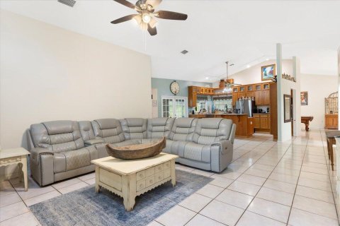 House in Melbourne, Florida 3 bedrooms, 231.51 sq.m. № 2083007 - photo 17
