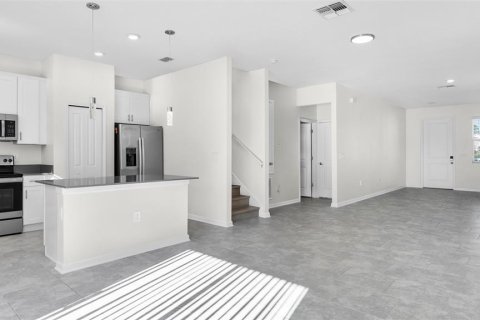 Touwnhouse à louer à Kissimmee, Floride: 3 chambres, 171.22 m2 № 2126426 - photo 9