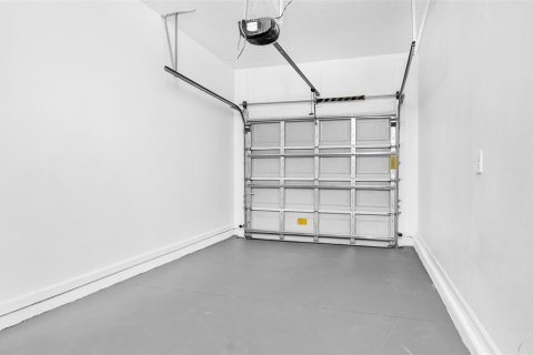 Touwnhouse à louer à Kissimmee, Floride: 3 chambres, 171.22 m2 № 2126426 - photo 11