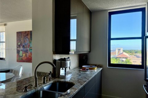 Снять в аренду кондоминиум в Уэст-Палм-Бич, Флорида 2 спальни, 99.87м2, № 2060899 - фото 20