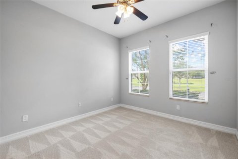 House in Fish Hawk, Florida 4 bedrooms, 323.67 sq.m. № 2394298 - photo 8