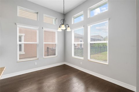 House in Fish Hawk, Florida 4 bedrooms, 323.67 sq.m. № 2394298 - photo 28