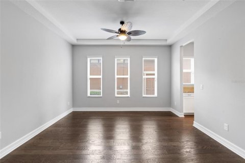House in Fish Hawk, Florida 4 bedrooms, 323.67 sq.m. № 2394298 - photo 11