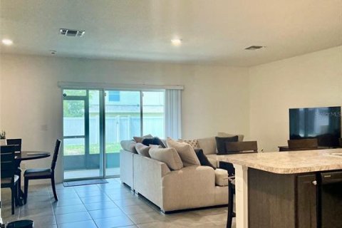 Touwnhouse à vendre à Kissimmee, Floride: 3 chambres, 142.14 m2 № 1793585 - photo 3