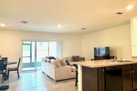 Touwnhouse à vendre à Kissimmee, Floride: 3 chambres, 142.14 m2 № 1793585 - photo 6