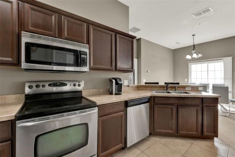 Condominio en venta en Orlando, Florida, 2 dormitorios, 111.48 m2 № 1690332 - foto 5