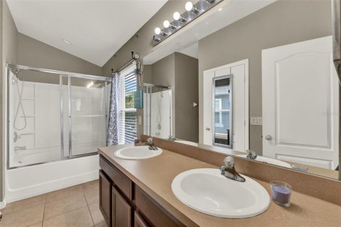 Condominio en venta en Orlando, Florida, 2 dormitorios, 111.48 m2 № 1690332 - foto 7