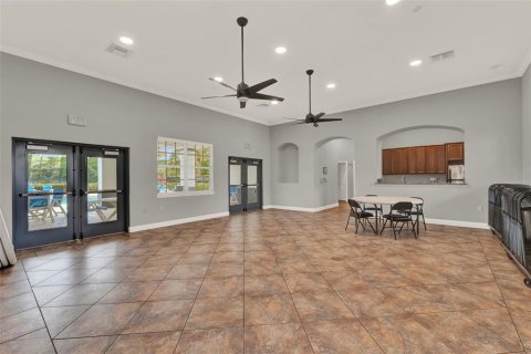 Condominio en venta en Orlando, Florida, 2 dormitorios, 111.48 m2 № 1690332 - foto 12