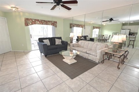 Condo in Sarasota, Florida, 2 bedrooms  № 1848217 - photo 7